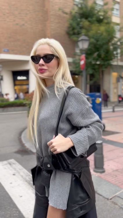 Karoline Lima  nude photo