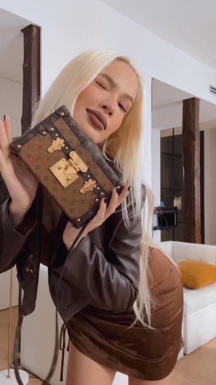 Karoline Lima  nude photo