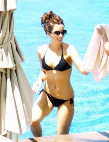 Kate Beckinsale Oops  nude photo
