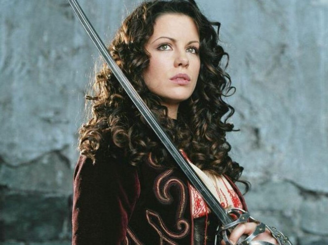 Kate Beckinsale Van Helsing  nude photo