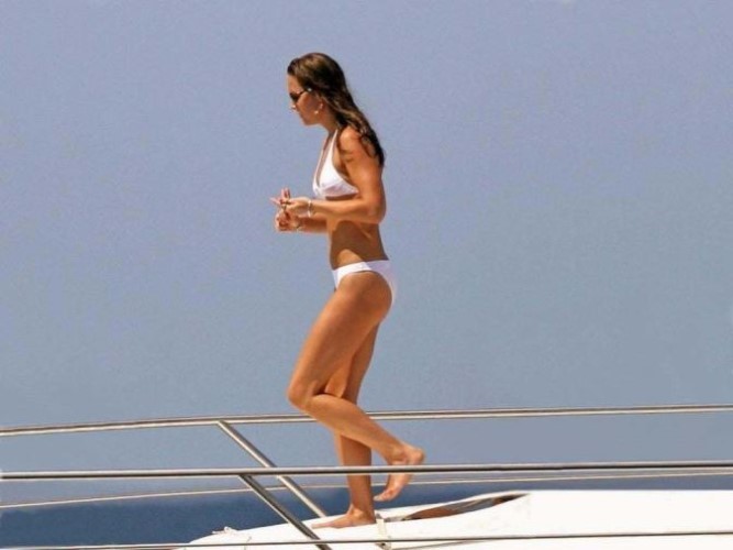 Kate Middleton Sexy Bikini Photos  nude photo