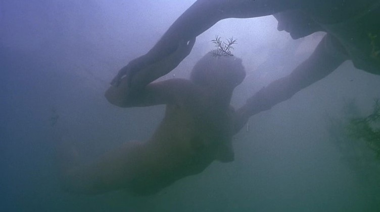 Kate Winslet nude underwater iris movie  nude photo