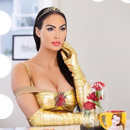 Katelyn Runck  nude photo