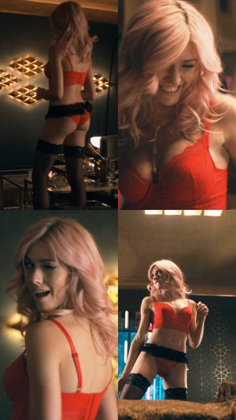 Katherine McNamara  nude photo