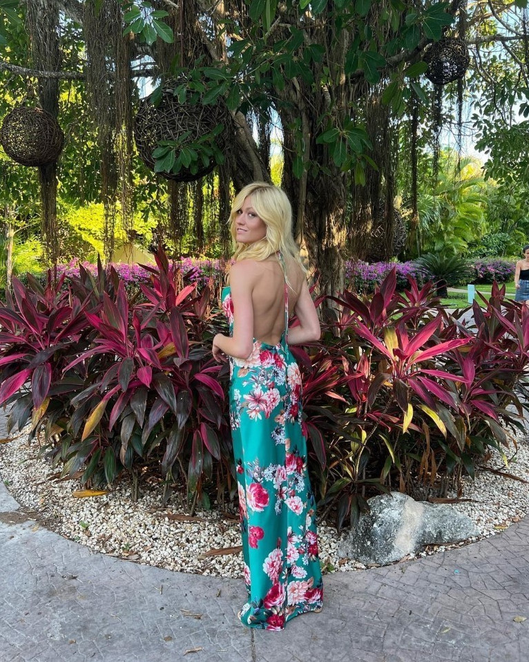 Katherine McNamara  nude photo