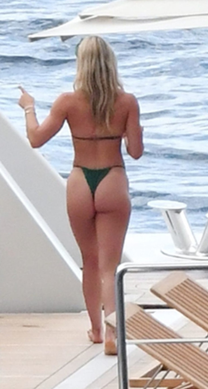 Kathryne Padgett  nude photo