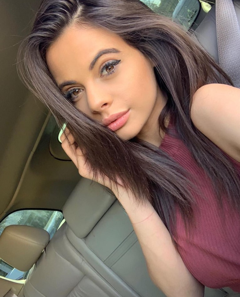 Katie Bell  nude photo