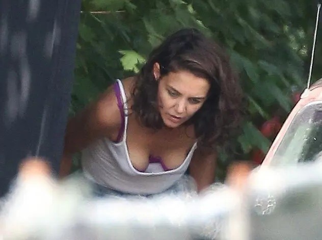Katie Holmes Boobs Slip  nude photo