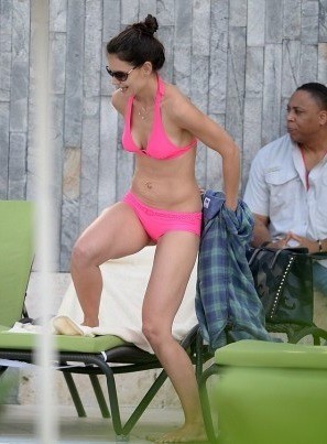 Katie Holmes Topless Nude Boobs Tits Assx  nude photo