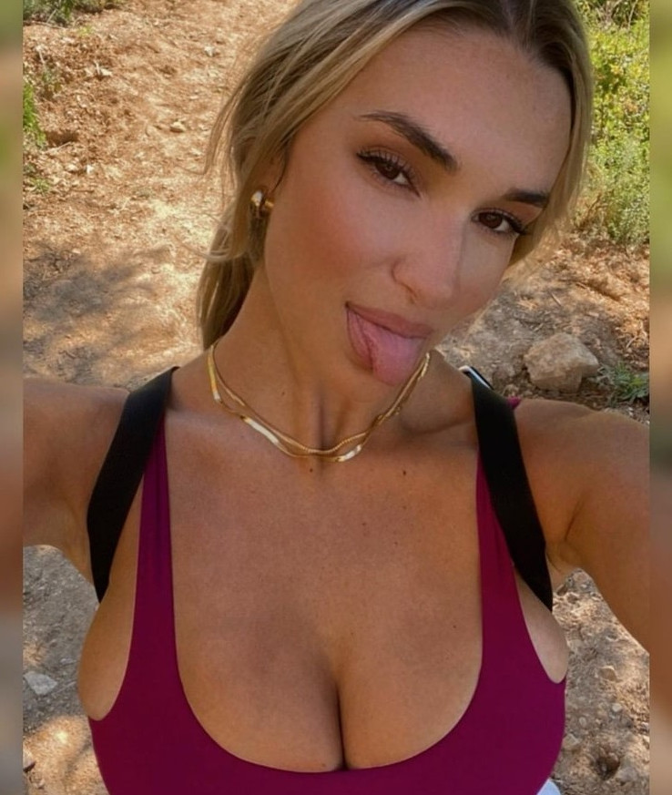 Kayla Simmons  nude photo