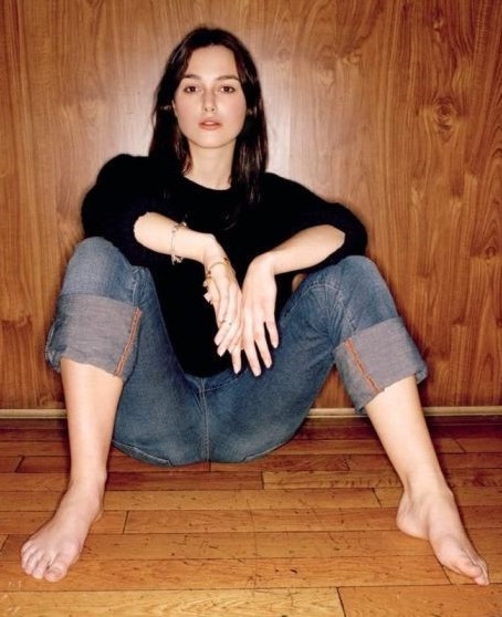 Keira Knightley Foot  nude photo