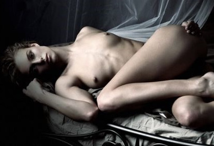 Keira Knightley Poses Naked For Art  nude photo