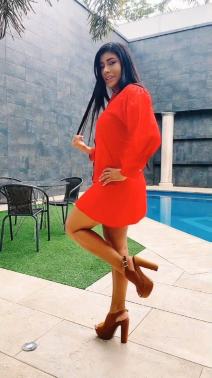 Kelly Compulsive  nude photo