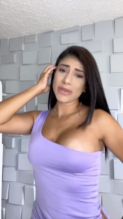 Kelly Compulsive  nude photo