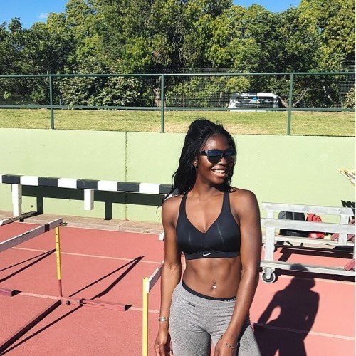 Khaddi Sagnia  nude photo