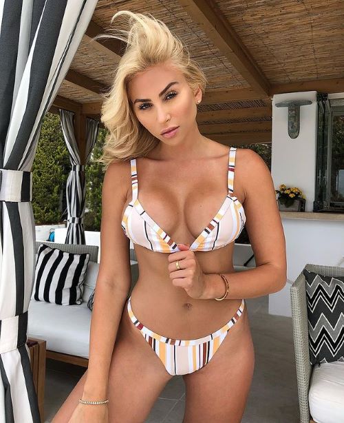 Khloë Terae  nude photo