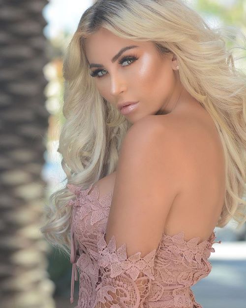 Khloë Terae  nude photo