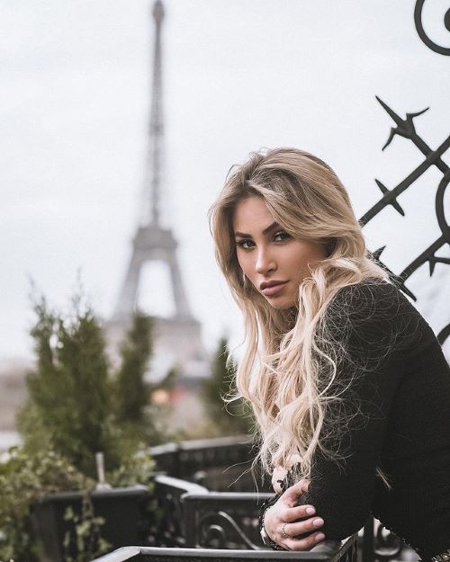 Khloë Terae  nude photo