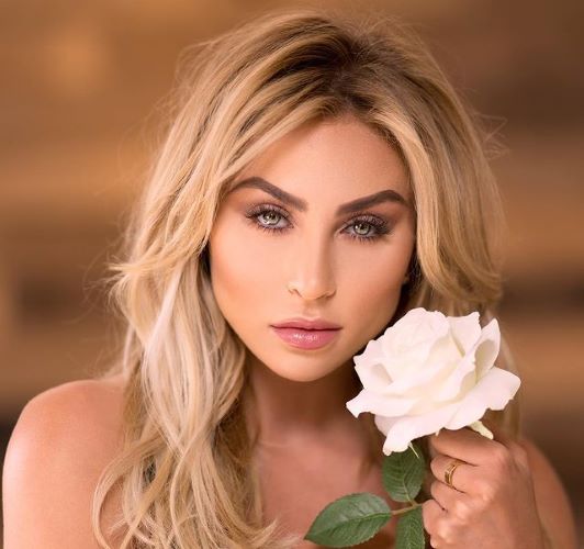 Khloë Terae  nude photo