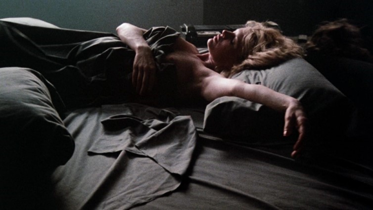 Kim Basinger Naked Boobs In Bed  nude photo