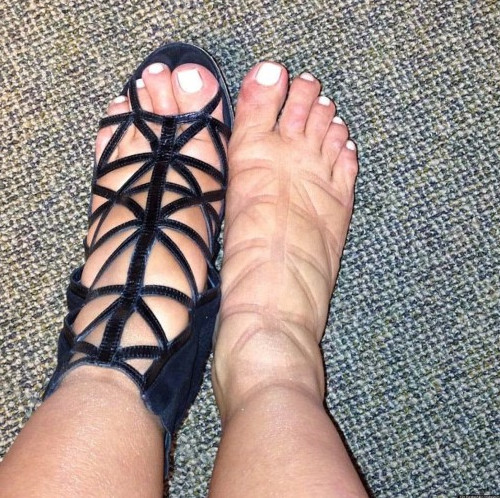 Kim Kardashian Fat Foot  nude photo