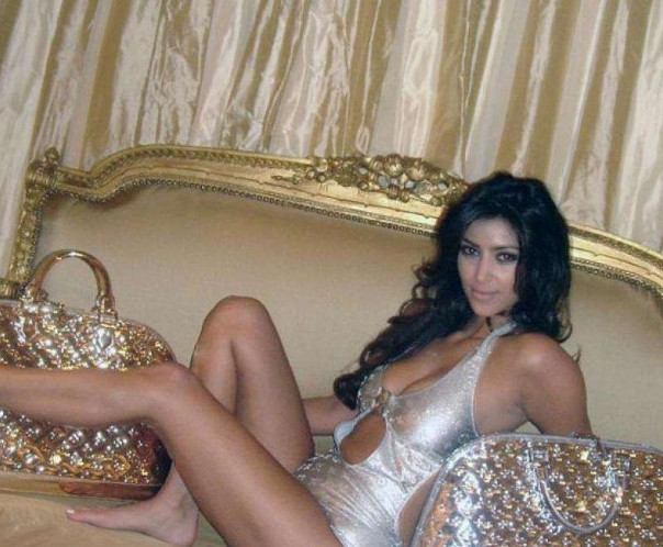 Kim Kardashian Legs  nude photo