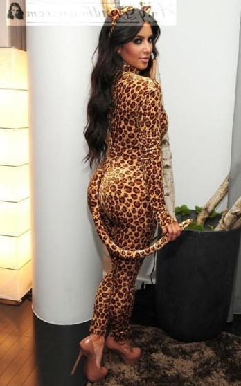 Kim Kardashian Leopard Halloween Costume  nude photo