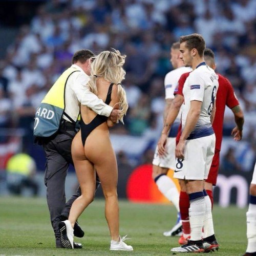 Kinsey Wolanski  nude photo