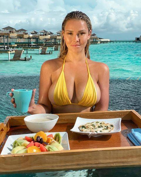 Kinsey Wolanski  nude photo