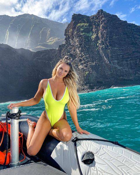 Kinsey Wolanski  nude photo