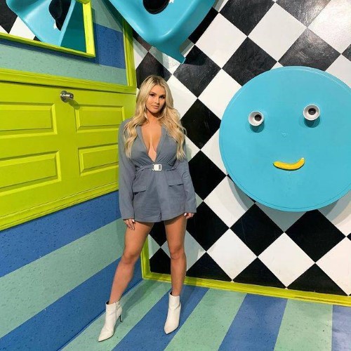 Kinsey Wolanski  nude photo