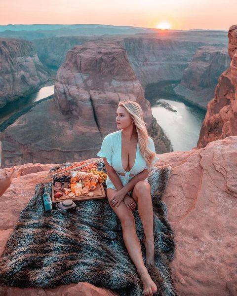 Kinsey Wolanski  nude photo