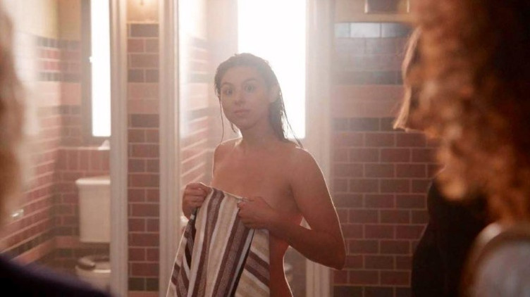 Kira Kosarin Aria  nude photo