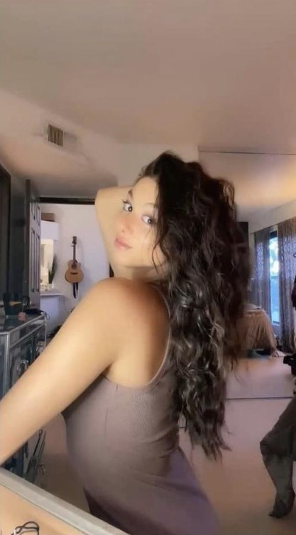 Kira Kosarin Babe  nude photo