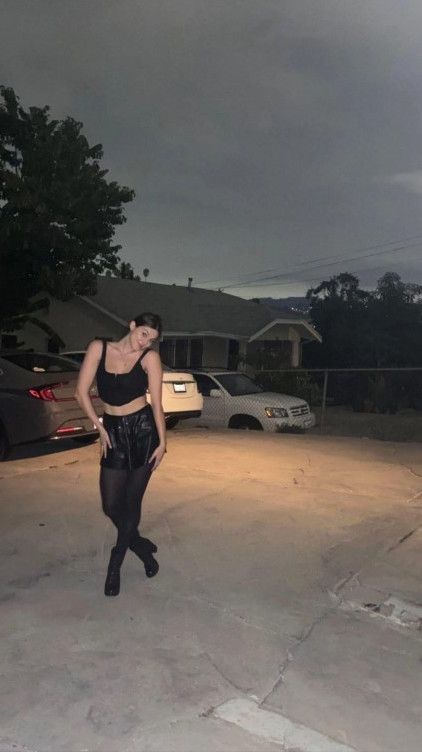 Kira Kosarin Belated Birthday Queen 7  nude photo