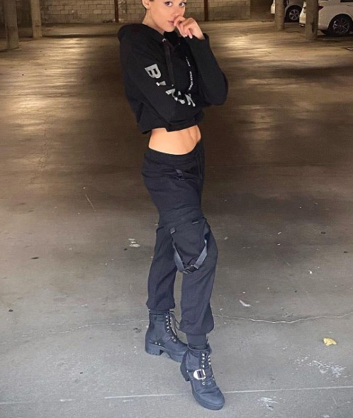 Kira Kosarin Black 2  nude photo
