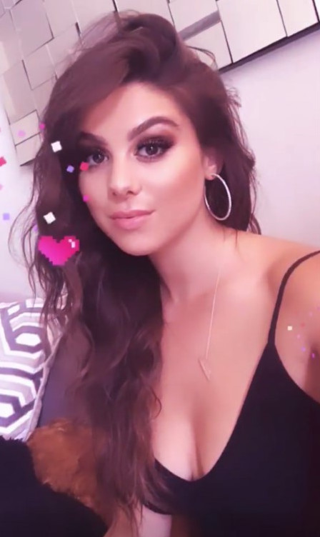 Kira Kosarin Busty nude photo