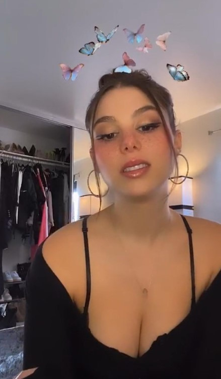 Kira Kosarin Cleavage (From Her IG Live  nude photo