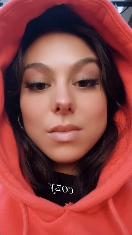 Kira Kosarin Cozy  nude photo