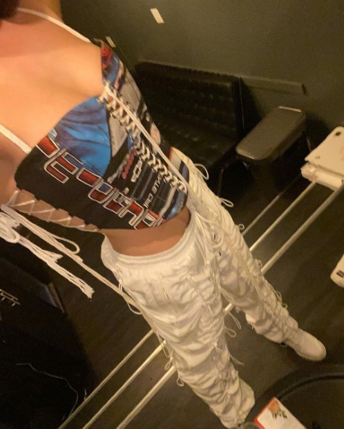 Kira Kosarin Cute Concert Look 2  nude photo