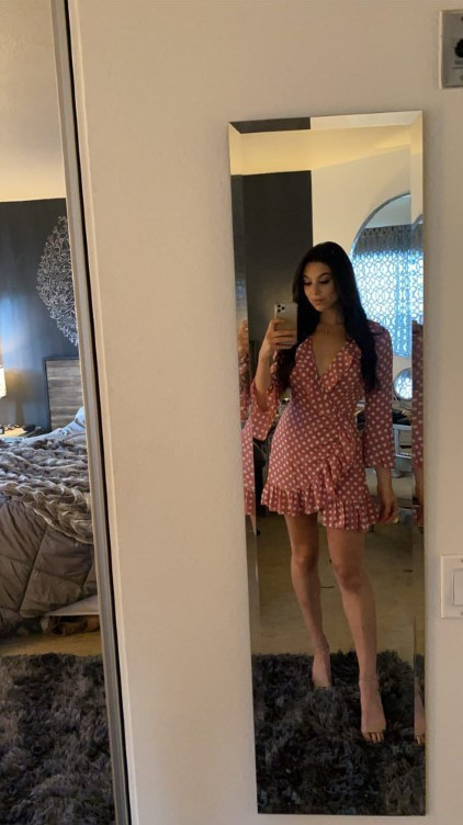 Kira Kosarin Cute Dress  nude photo
