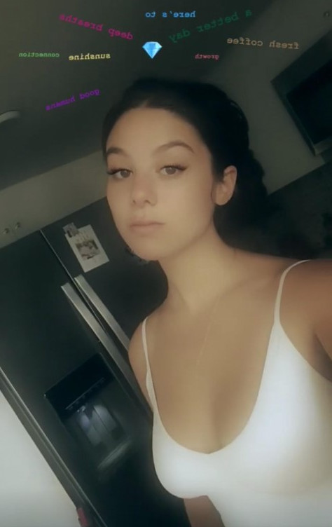 Kira Kosarin Dreamy (1)  nude photo