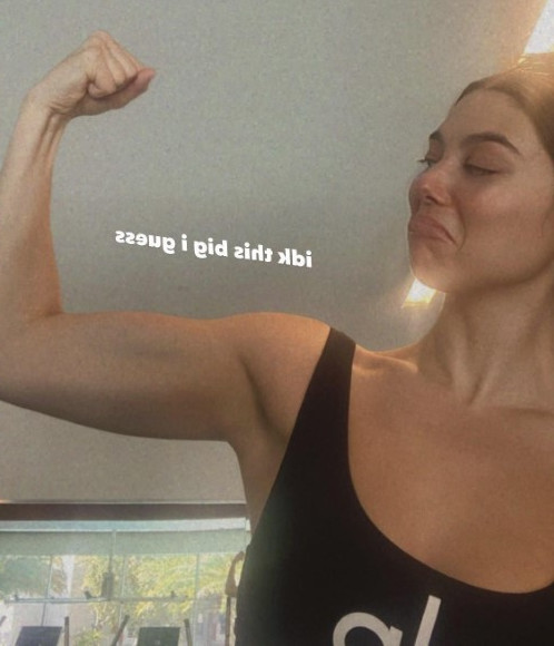 Kira Kosarin Gym Session 1  nude photo
