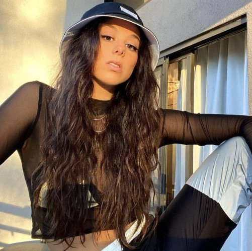 Kira Kosarin Hottie(3)  nude photo