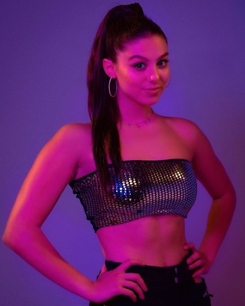 Kira Kosarin Magenta  nude photo