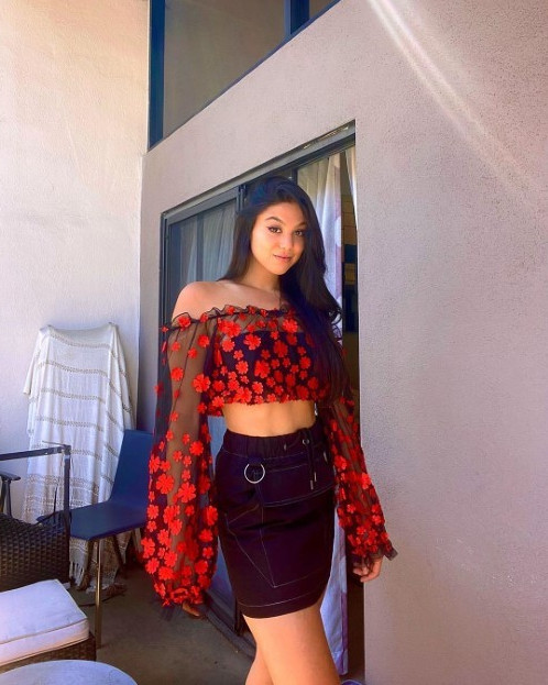 Kira Kosarin New IG Post(1)  nude photo