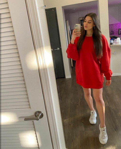 Kira Kosarin No Pants  nude photo
