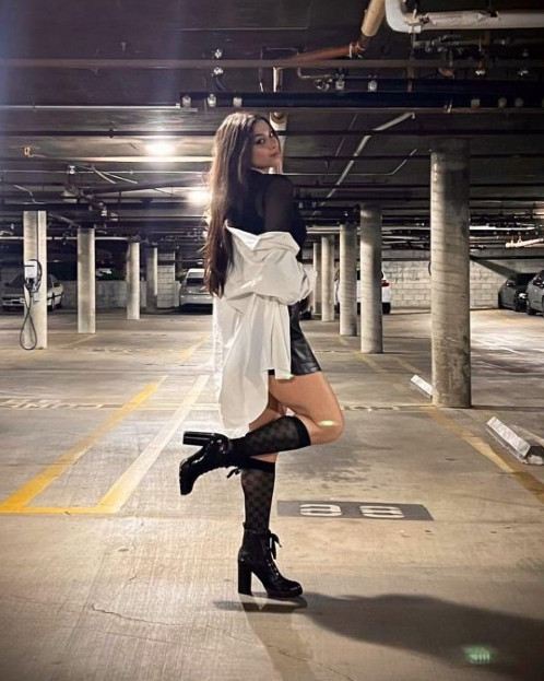 Kira Kosarin Parking Lot Pics 2  nude photo