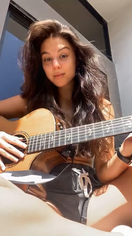 Kira Kosarin Plays Guitar  nude photo