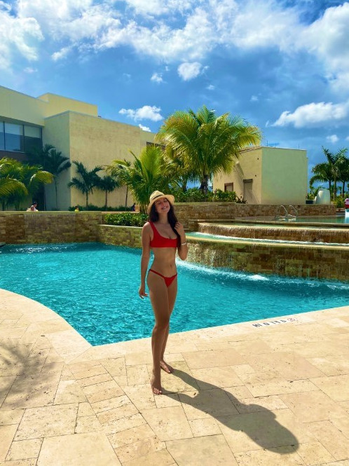 Kira Kosarin Pool Day  nude photo